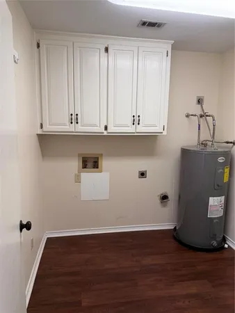 $1,900 | 1100 Meadow Drive, Athens, TX 75751