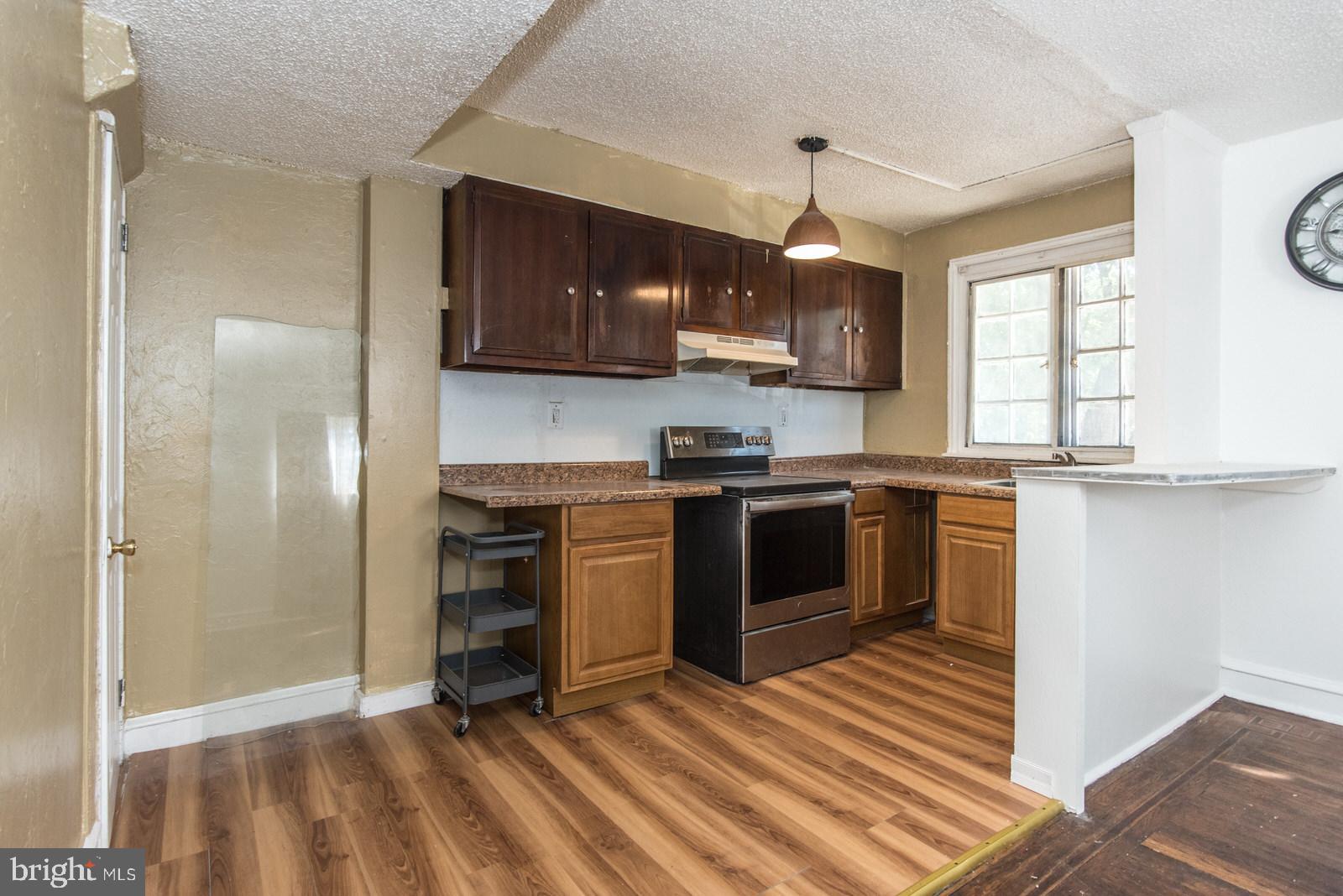 7817 Cedarbrook Avenue Philadelphia, PA 19150 - Photo 12 of 38