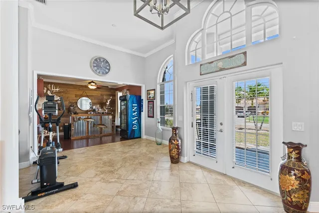 a view of a entryway with interior