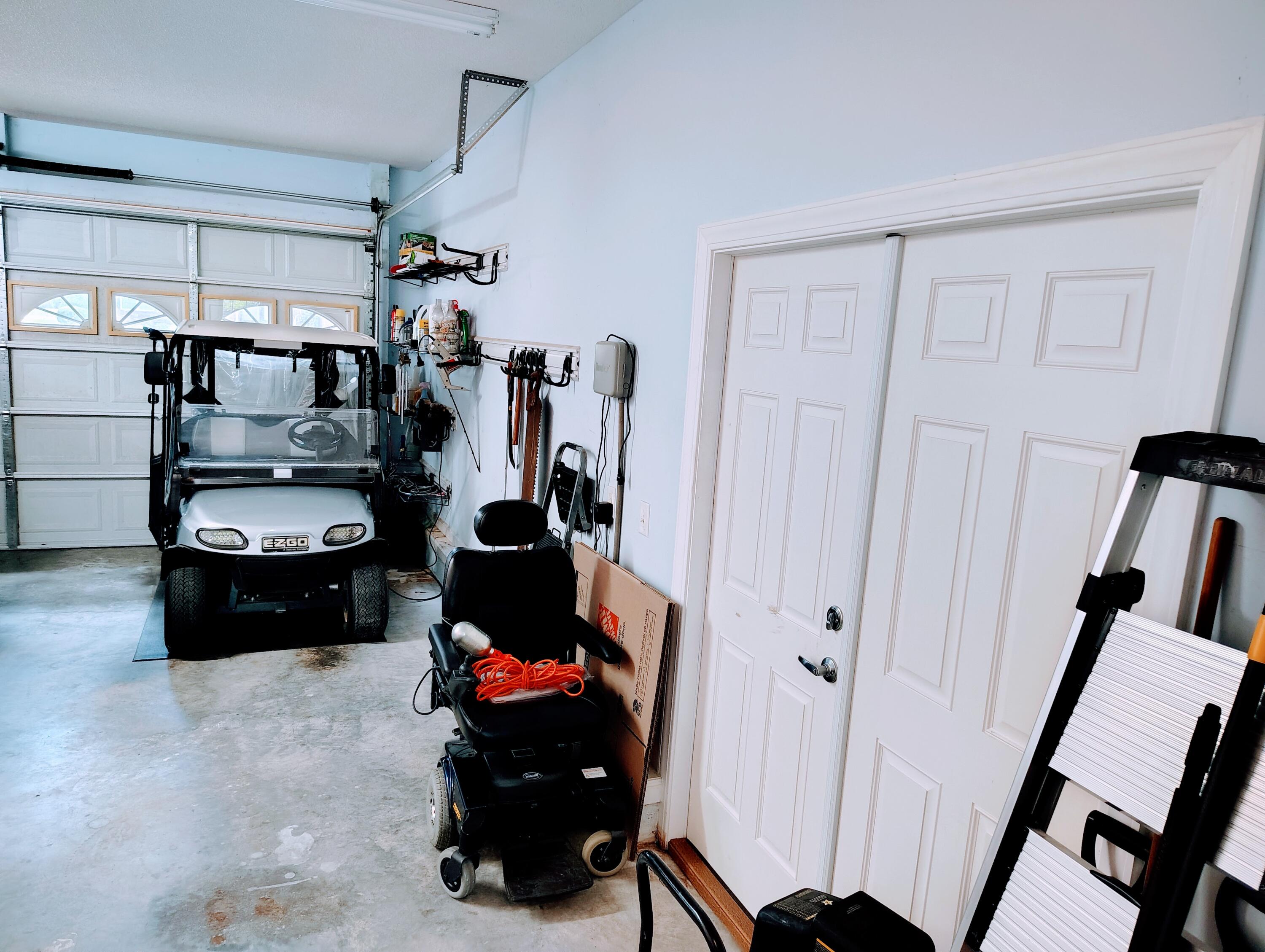 29 Lake Arbu Drive Manning, SC 29102 - Photo 43 of 54 Garage Golf Cart Side Entry