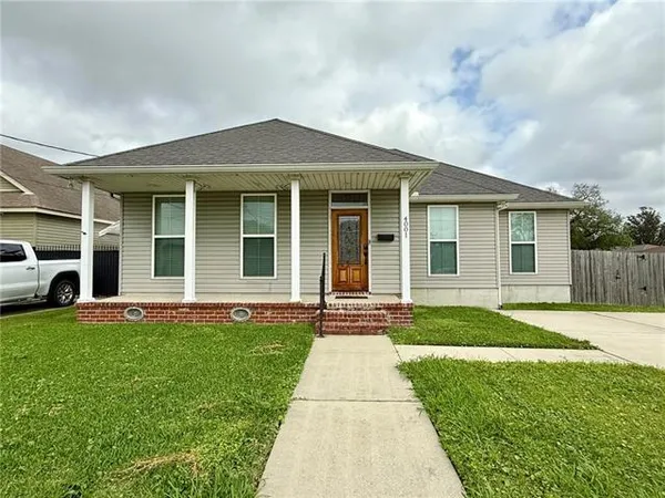 $2,200 | 4001 School Drive, Marrero, LA 70072