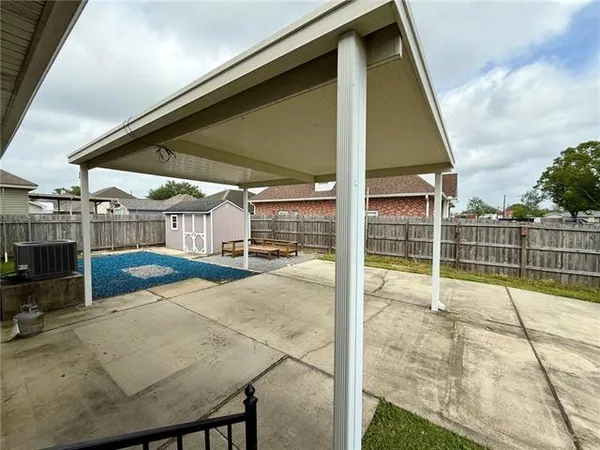 $2,200 | 4001 School Drive, Marrero, LA 70072