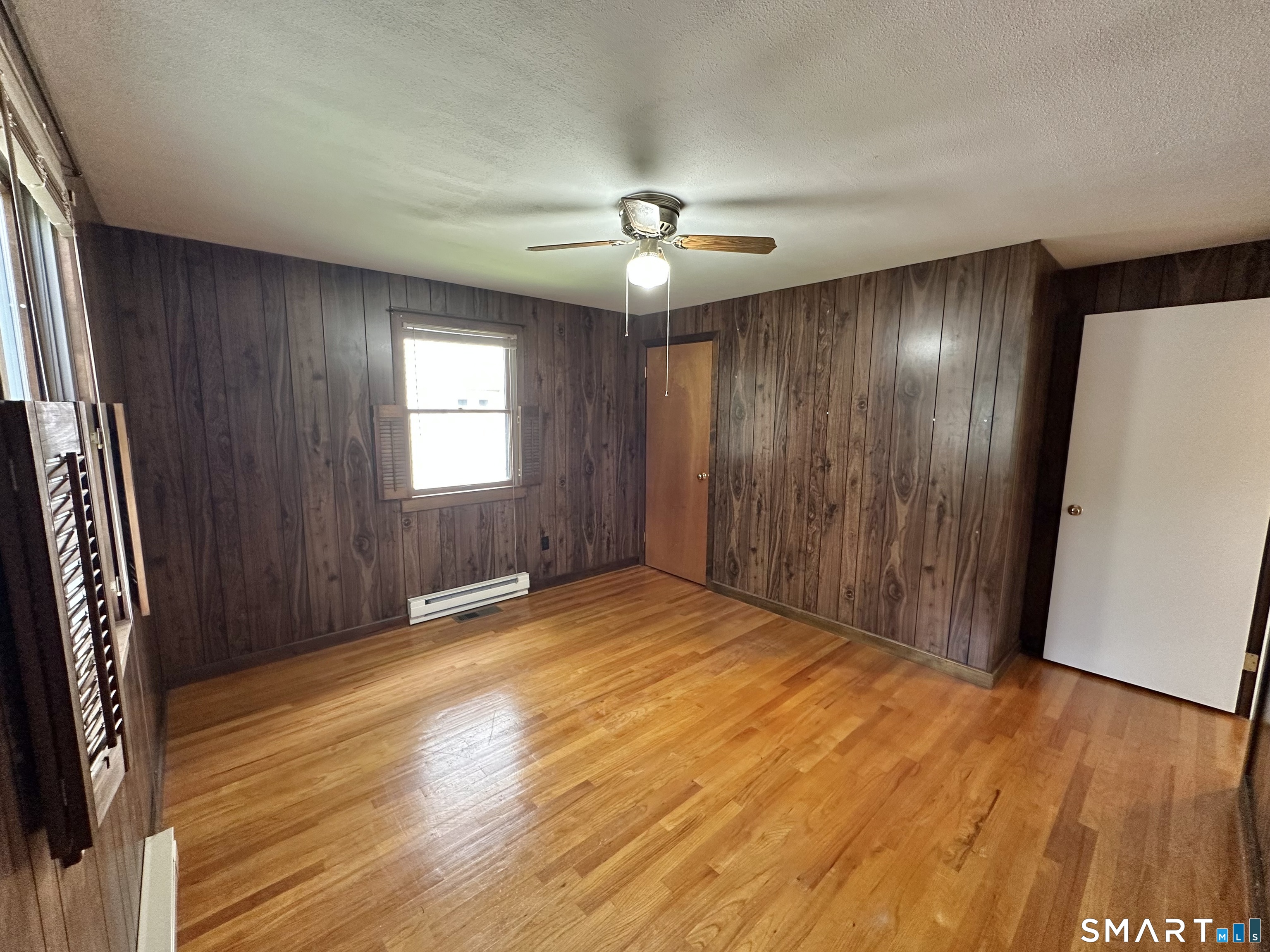 232 Lakeside Boulevard East Waterbury, CT 06708 - Photo 15 of 23