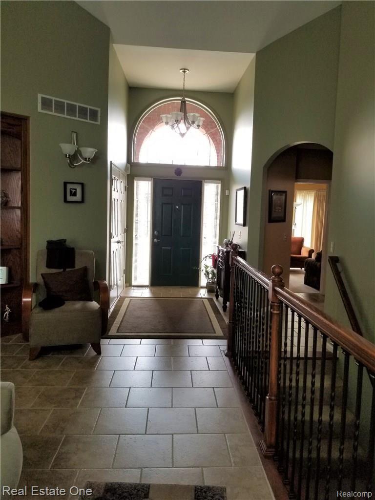 30232 Bradmore Road Warren, MI 48092 - Photo 2 of 34 20180406_125132.jpg
