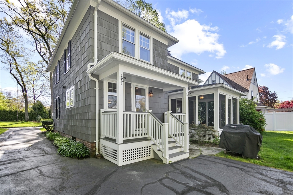 54 Chatham Road Longmeadow, MA 01106 - Photo 38 of 42 a front view of a house with a yard