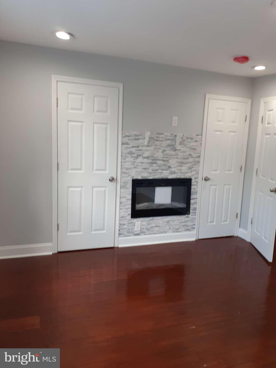 422 Laurel Road Lansdowne, PA 19050 - Photo 10 of 23