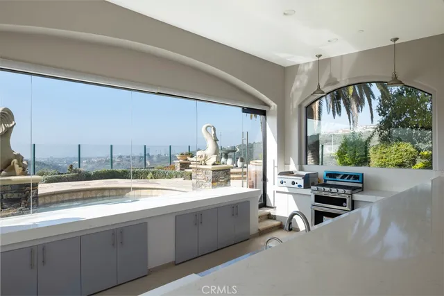 $13,500,000 | 3 Via Burrone, Newport Coast, CA 92657