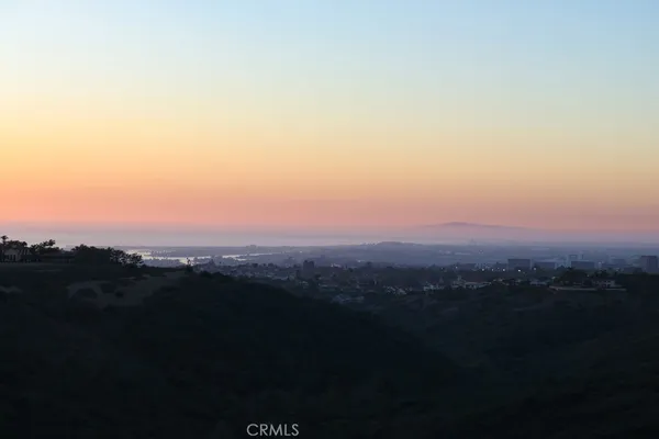 $11,988,000 | 3 Via Burrone, Newport Coast, CA 92657