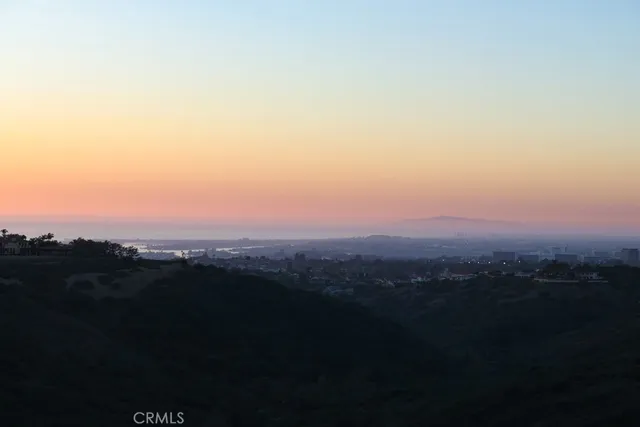 $13,500,000 | 3 Via Burrone, Newport Coast, CA 92657