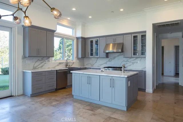 $13,500,000 | 3 Via Burrone, Newport Coast, CA 92657