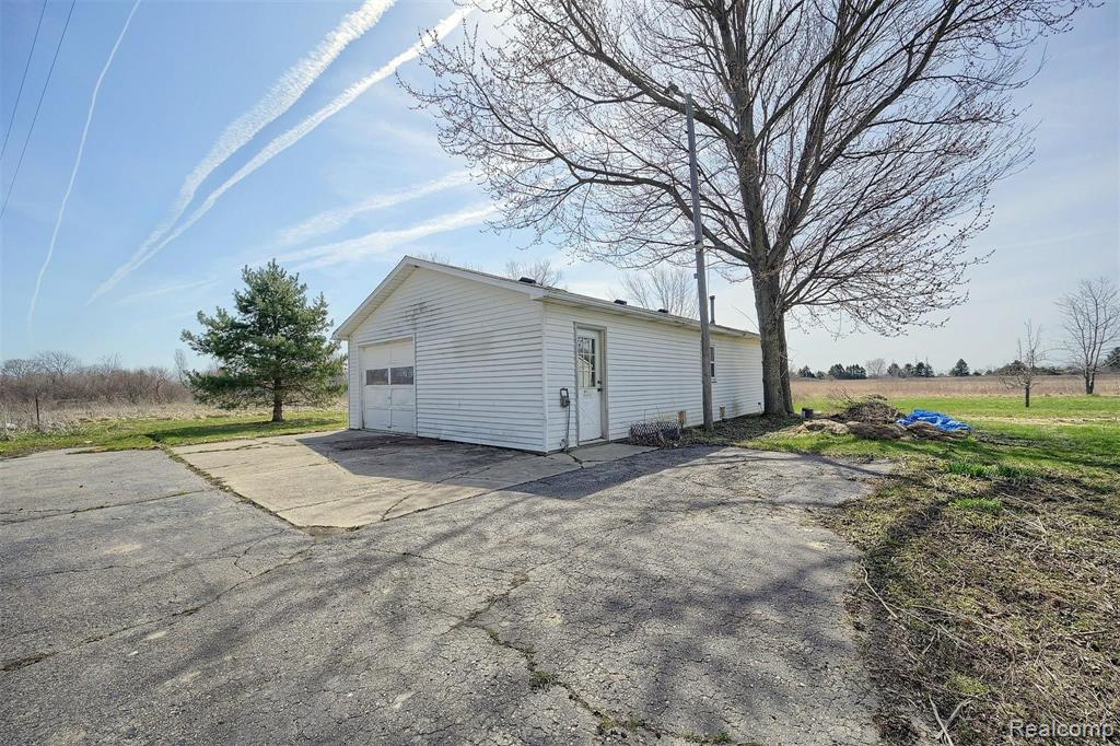 9388 Lytle Road Lennon, MI 48449 - Photo 32 of 40