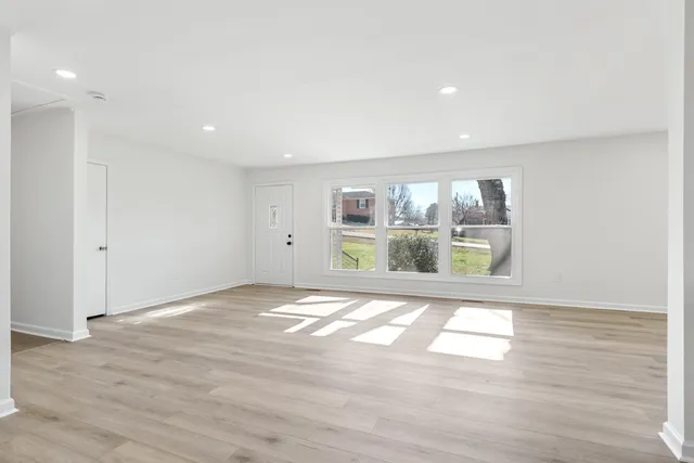 $2,795 | 201 Porter Circle, Columbia, TN 38401