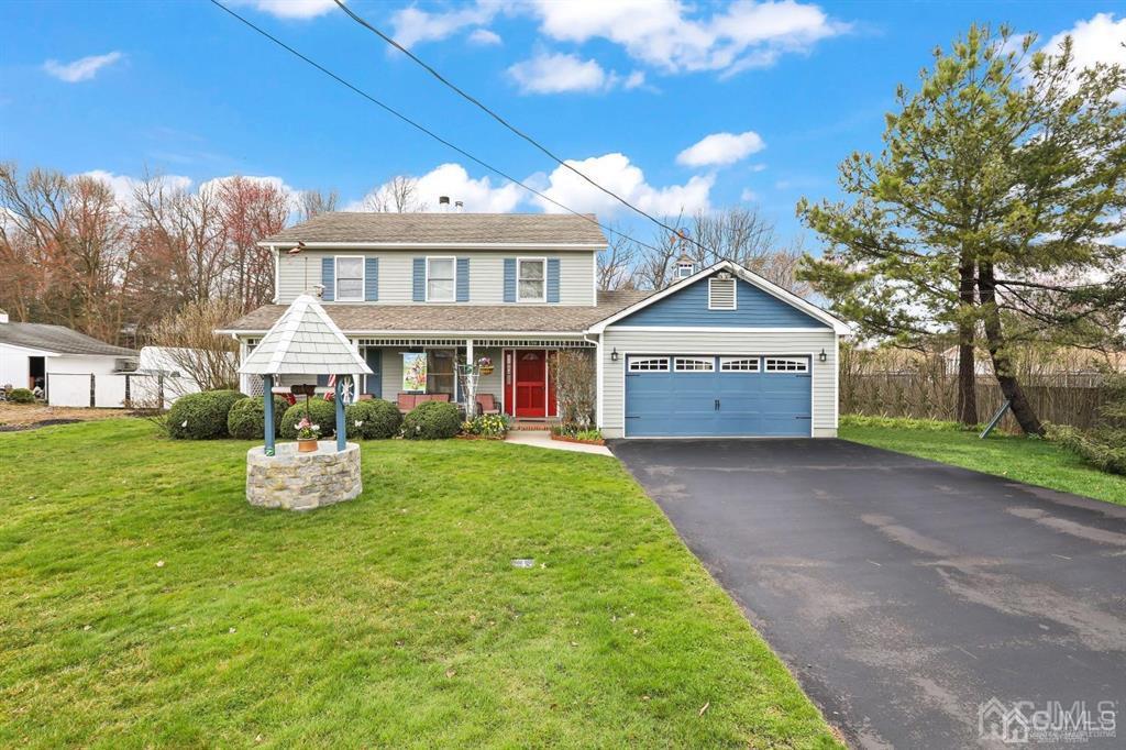10 Bennett Road Old Bridge, NJ 07747 - Photo 1 of 35 a front view of a house with garden