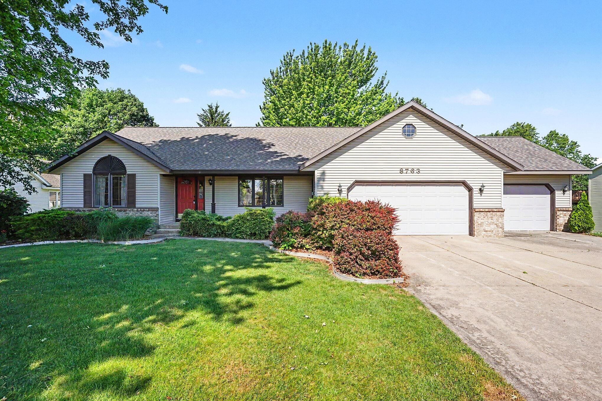 8763 Astro Drive Jenison, MI 49428 - Photo 2 of 38 dsc08709