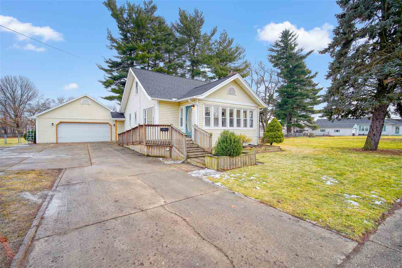 219 North Dettman Road Jackson, MI 49202 - Photo 1 of 43 Photo 1
