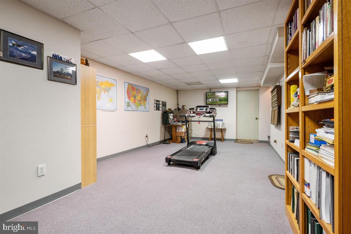 7936 Tick Neck Road Pasadena, MD 21122 - Photo 33 of 36