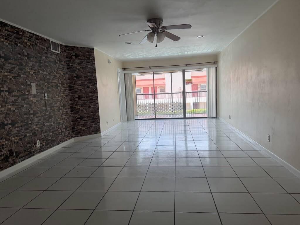 2977 Riverside Drive Coral Springs, FL 33065 - Photo 6 of 24 WhatsApp Image 2026-06-28 at 16.50.53 (1