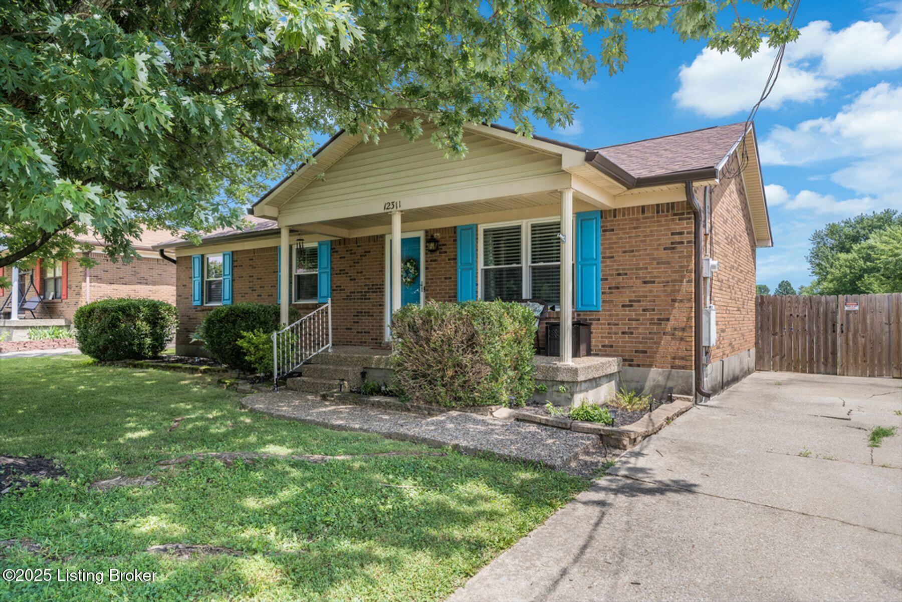 12311 Ridgemont Road Louisville, KY 40229 - Photo 36 of 36 photo_online_035