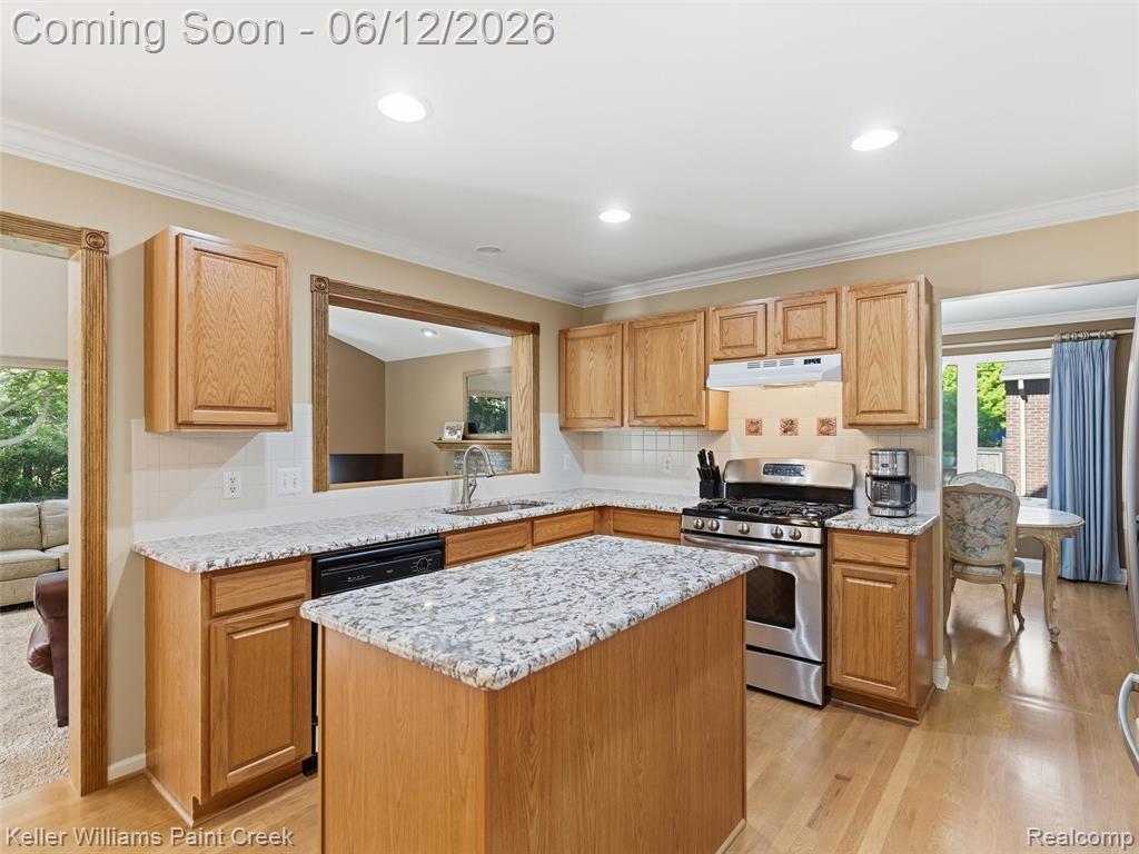2842 Manorwood Road Troy, MI 48085 - Photo 35 of 72