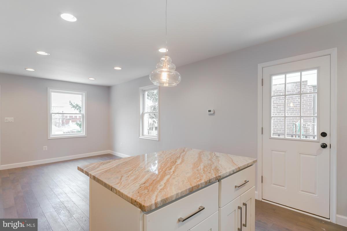 5073 Sheriff Road Northeast Washington, DC 20019 - Photo 6 of 15 Kitchen