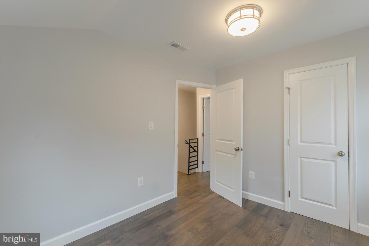 5073 Sheriff Road Northeast Washington, DC 20019 - Photo 8 of 15 Bedroom