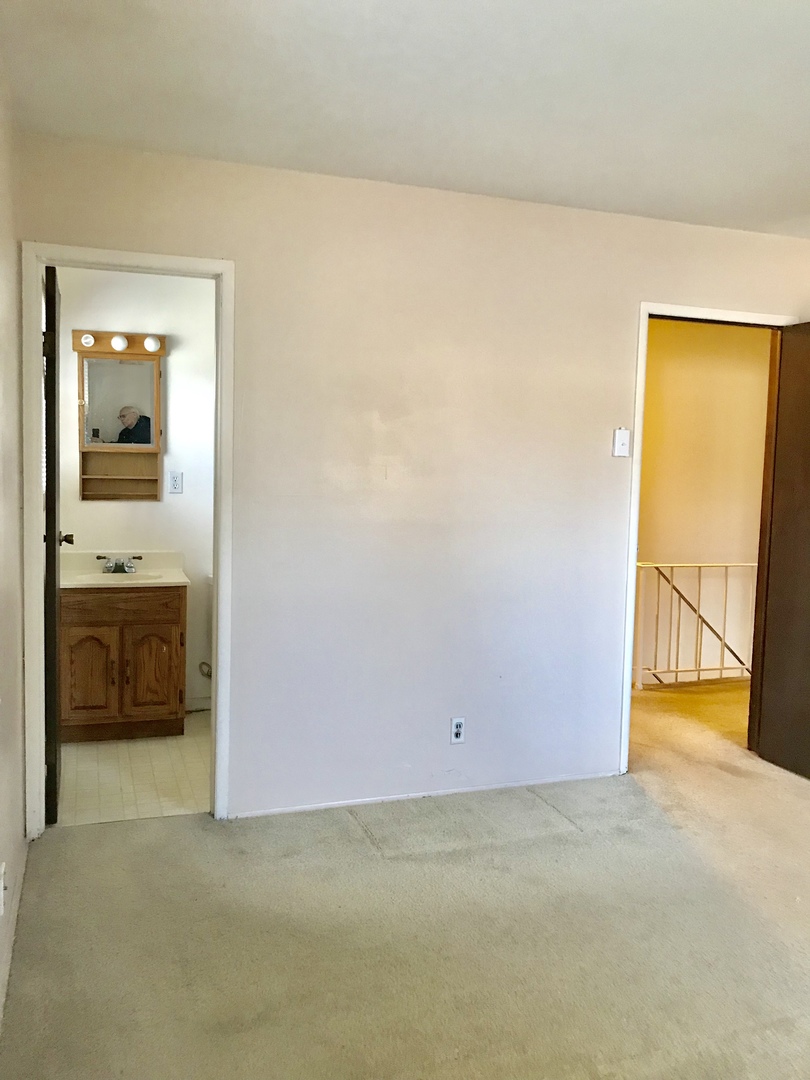152 Oxford Road Bolingbrook, IL 60440 - Photo 9 of 14