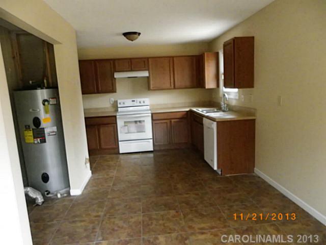955 Saddle Ridge Road Fort Mill, SC 29708 - Photo 2 of 9