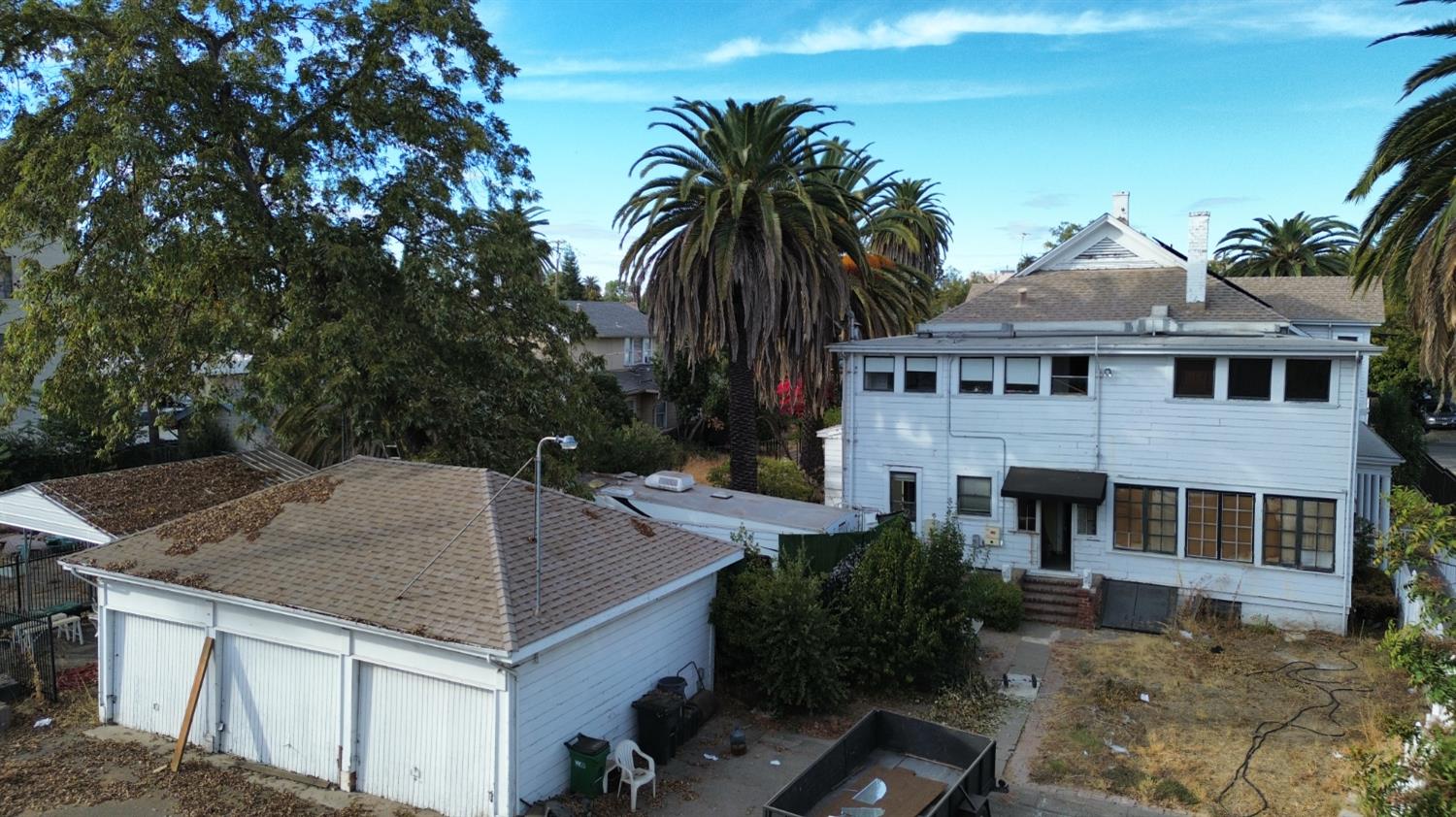 548 East Park Street Stockton, CA 95202 - Photo 28 of 29 a front view of a house with a yard