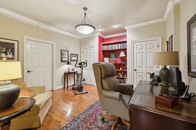 $899,999 | 1291 South Locust Avenue, Lawrenceburg, TN 38464