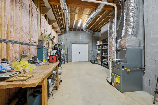 $774,999 | 1291 South Locust Avenue, Lawrenceburg, TN 38464