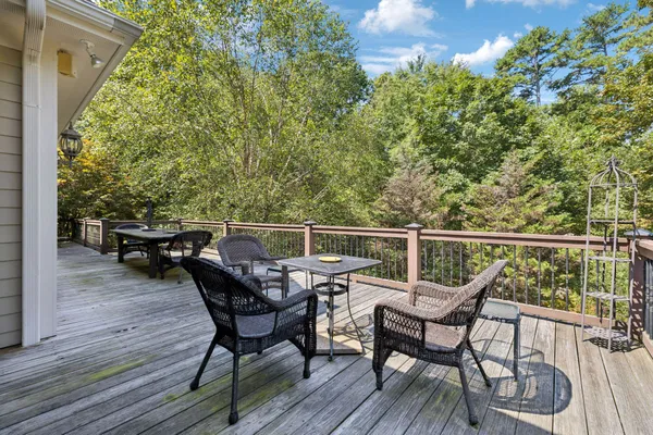 $774,999 | 1291 South Locust Avenue, Lawrenceburg, TN 38464