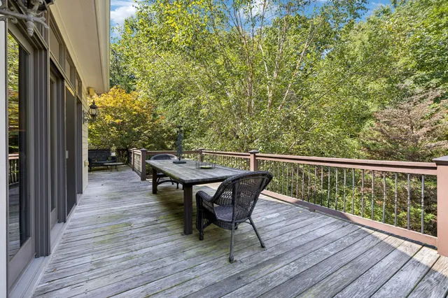 $899,999 | 1291 South Locust Avenue, Lawrenceburg, TN 38464