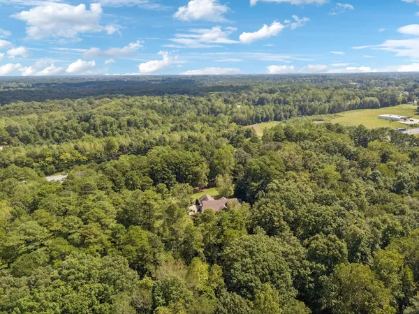 $774,999 | 1291 South Locust Avenue, Lawrenceburg, TN 38464