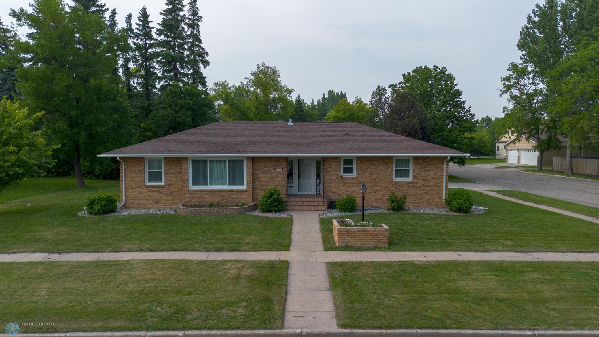 409 1st Avenue East Ada, MN 56510 - Photo 6 of 48