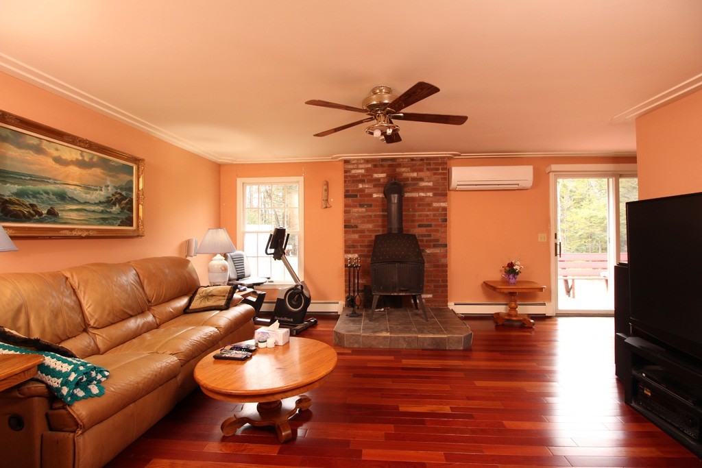 459 Hubbardston Road Templeton, MA 01468 - Photo 6 of 14 Gallery Image 6