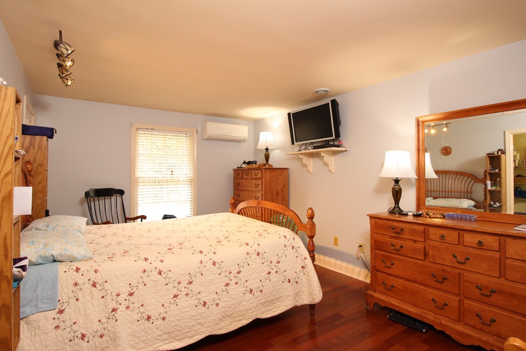 459 Hubbardston Road Templeton, MA 01468 - Photo 8 of 14 Gallery Image 8