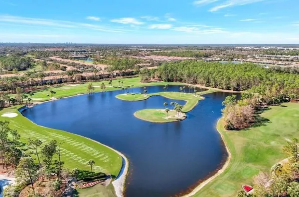 $5,500 | 8217 Parkstone Place, Unit 102, Naples, FL 34120