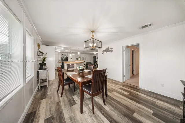 $460,000 | 755 North Quebrada Street, Clewiston, FL 33440