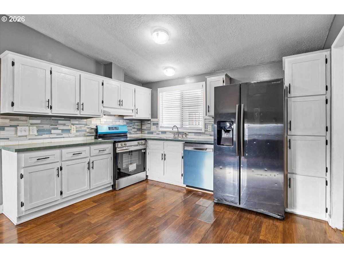 4792 Wyoming Circle Northeast Salem, OR 97305 - Photo 14 of 38