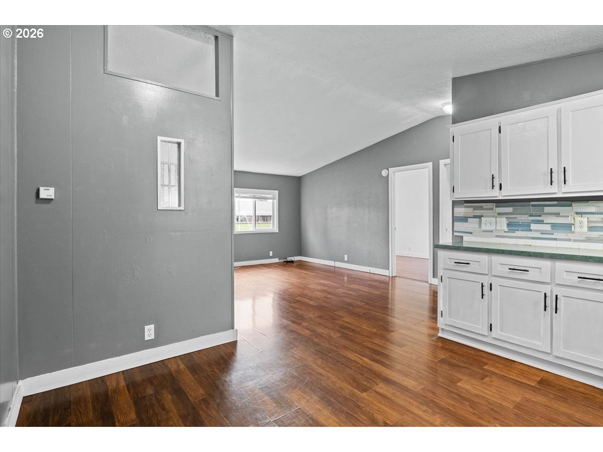 4792 Wyoming Circle Northeast Salem, OR 97305 - Photo 15 of 38