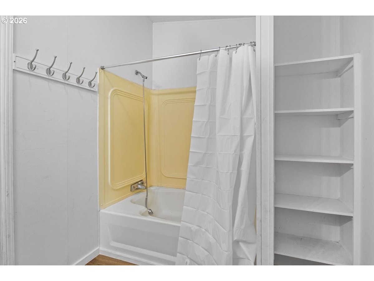 4792 Wyoming Circle Northeast Salem, OR 97305 - Photo 27 of 38