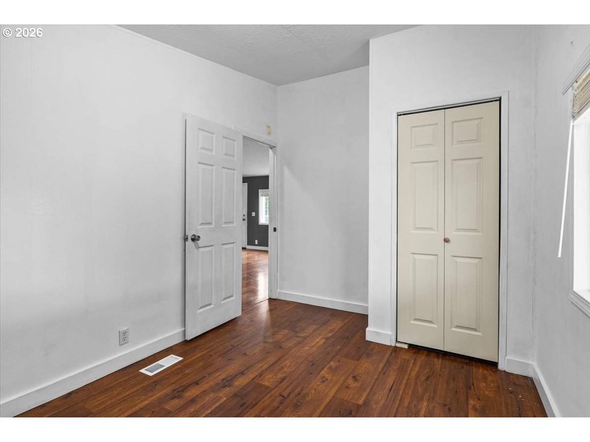 4792 Wyoming Circle Northeast Salem, OR 97305 - Photo 34 of 38