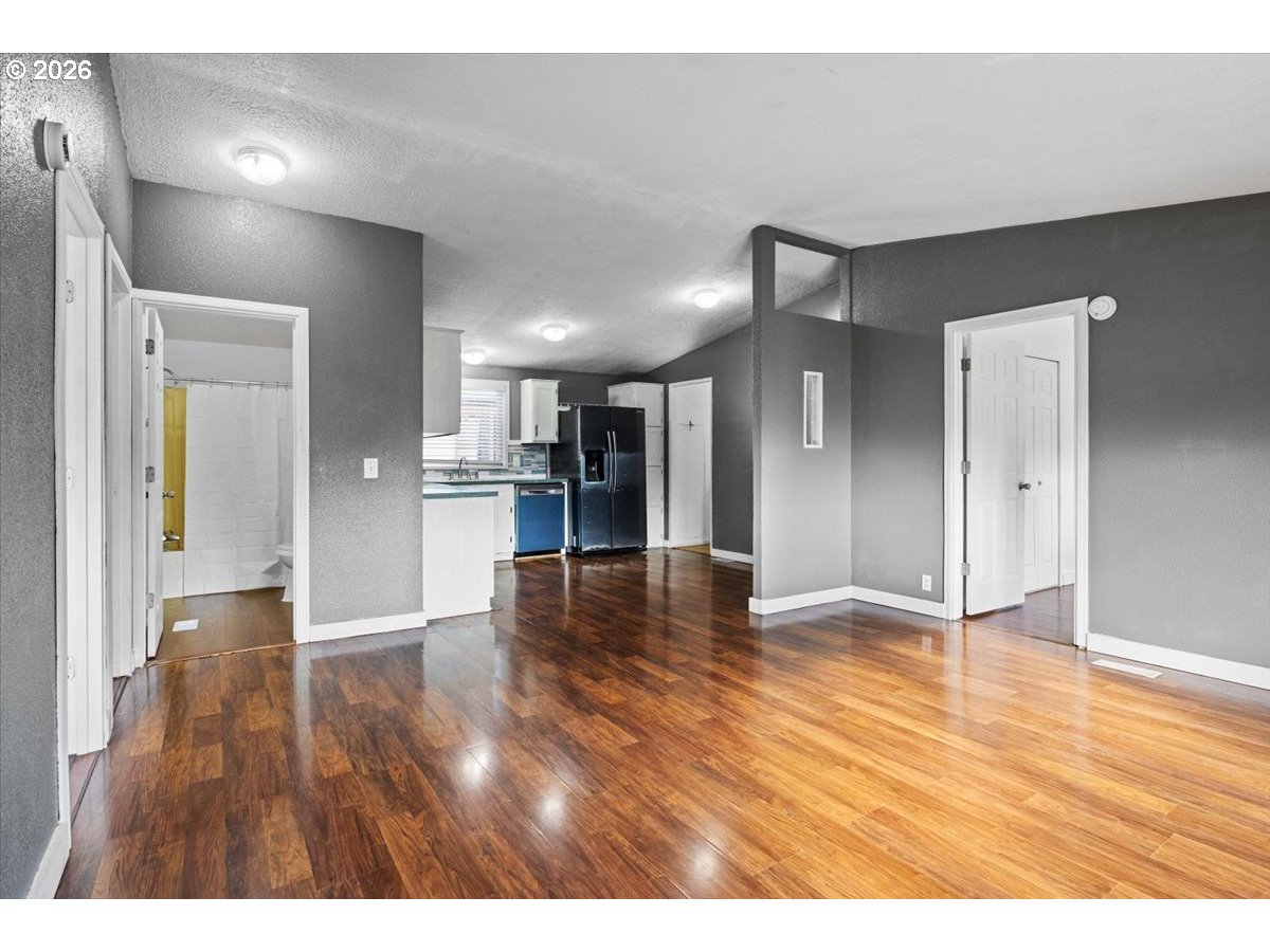 4792 Wyoming Circle Northeast Salem, OR 97305 - Photo 9 of 38