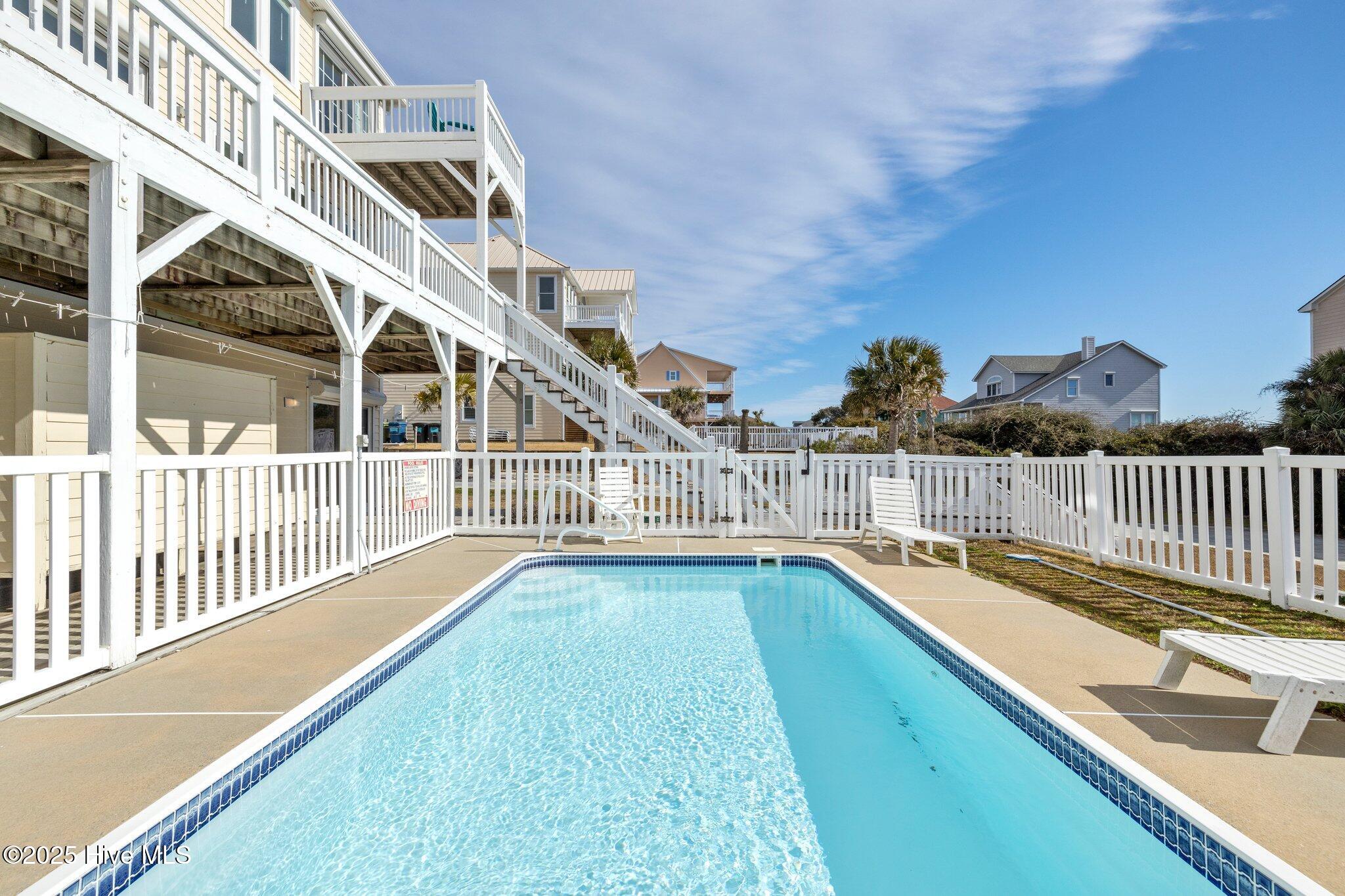9711 Dolphin Ridge Road Emerald Isle, NC 28594 - Photo 7 of 26 Gallery Image 7