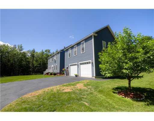 26 Pond Ridge Drive Lewiston, ME 04240 - Photo 1 of 35 Exterior Front.