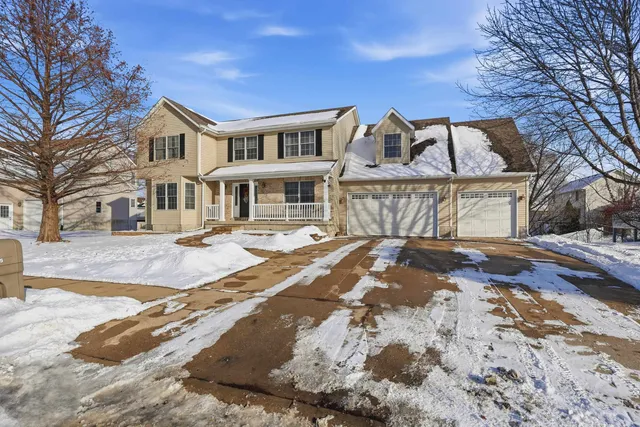 $465,000 | 5805 Lorton Avenue, Davenport, IA 52807