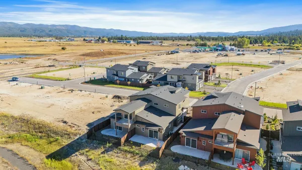 $514,900 | 22 Bridger Street, Cascade, ID 83611