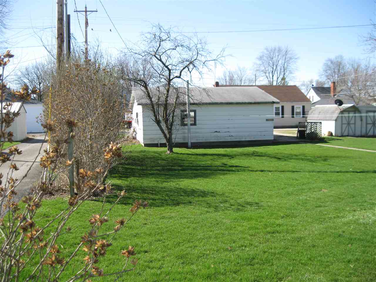 517 West Monroe Street Decatur, IN 46733 - Photo 5 of 19