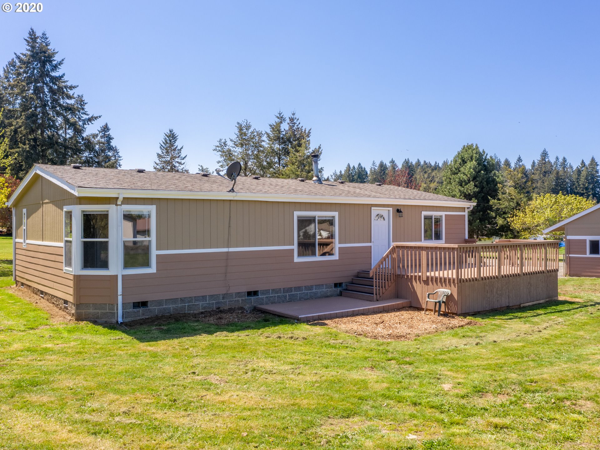 18401 South Redland Road Oregon City, OR 97045 - Photo 2 of 32 Gallery Image 2