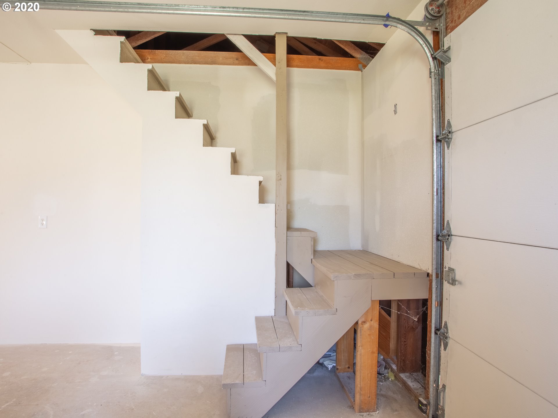 18401 South Redland Road Oregon City, OR 97045 - Photo 26 of 32 Gallery Image 26